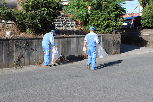 鹿児島市東開町組合団地内清掃作業